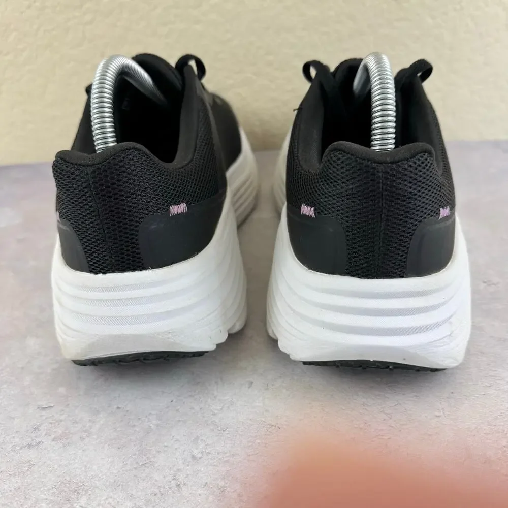 Skechers Max Cushioning Endeavor Shoes Women 10 W WIDE Black White 129470W